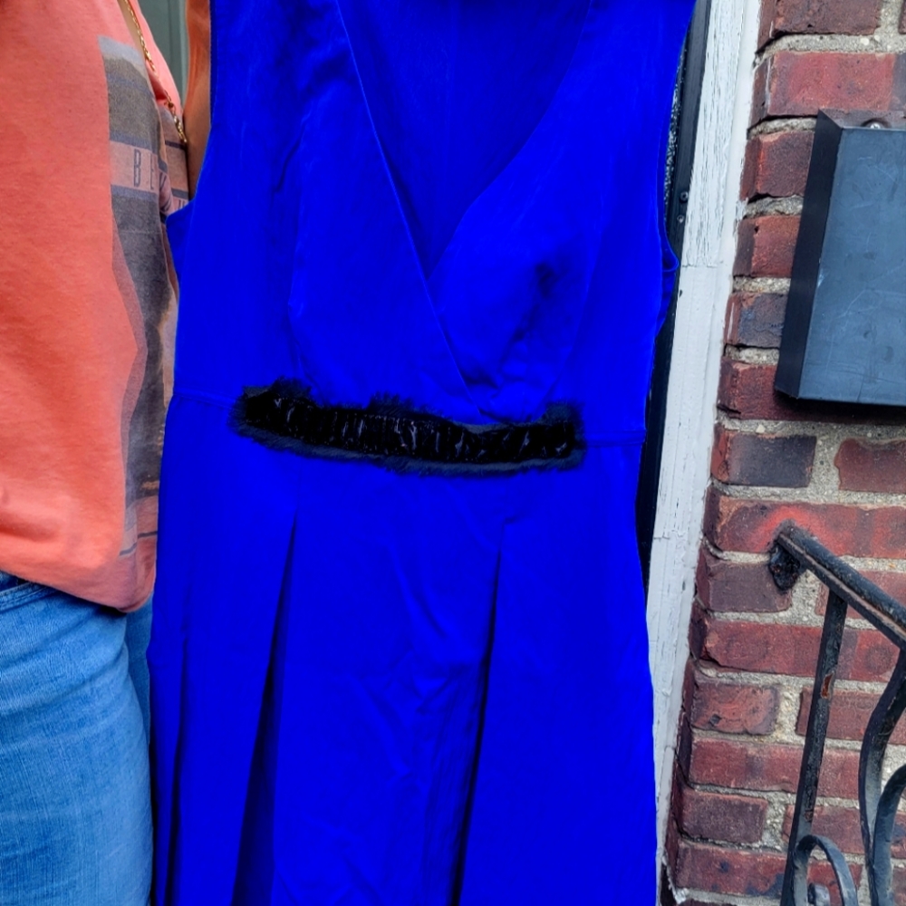 Vere Wang blue dress